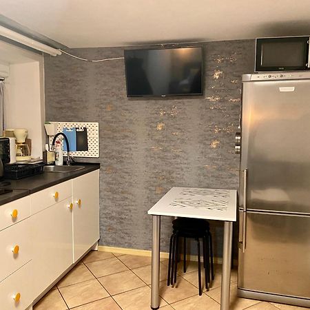 Apartament Majówka Ustrzyki Dolne Exterior foto